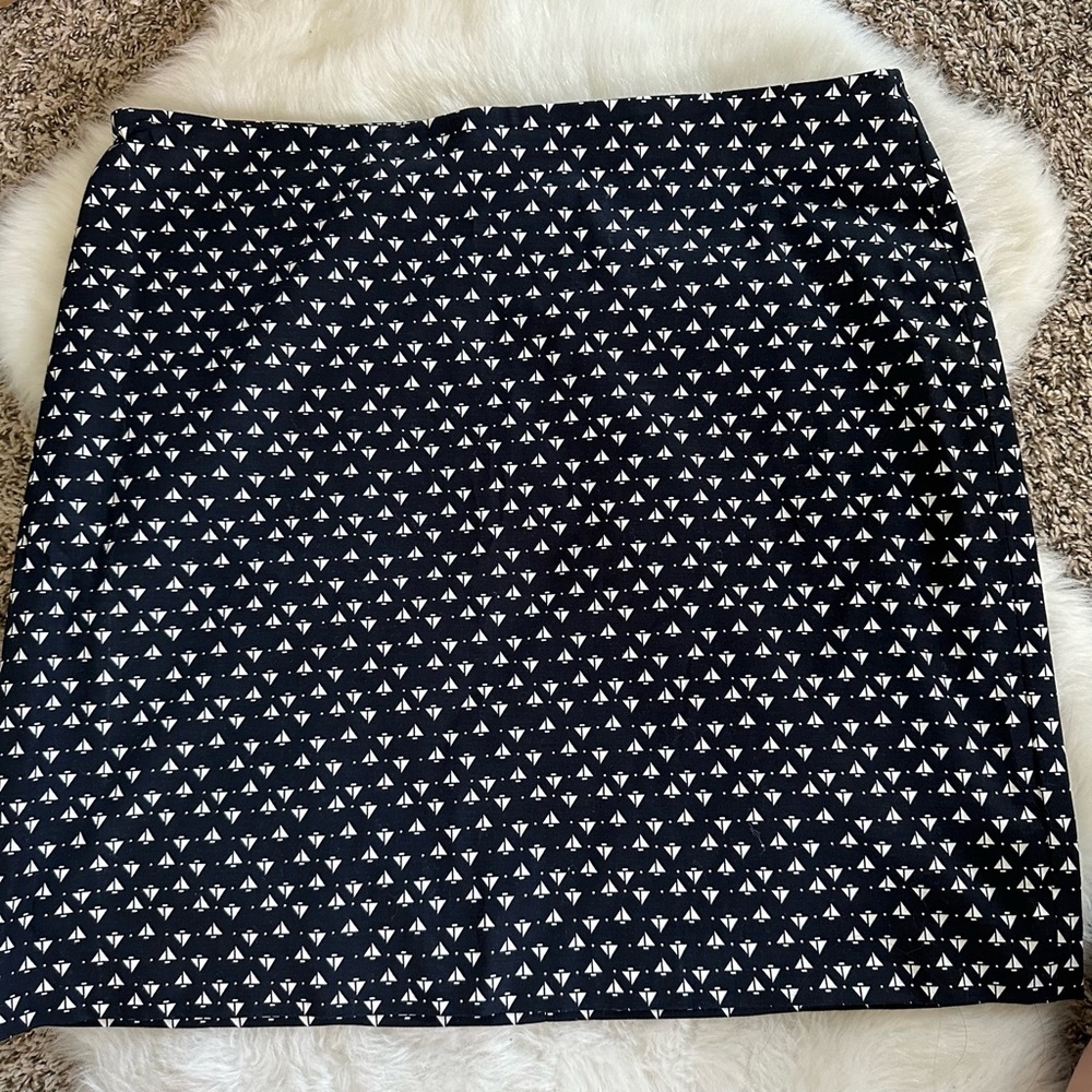 Ann Taylor Geometric Pencil Skirt